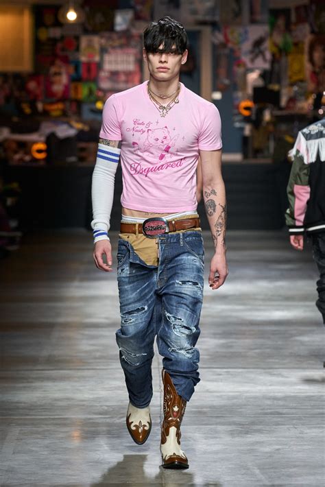 DSQUARED2 .